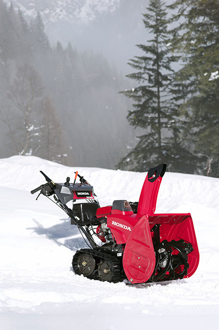 Снегоуборщик Honda HSS 760A ET (ручной стартер) (3) в Приозерске